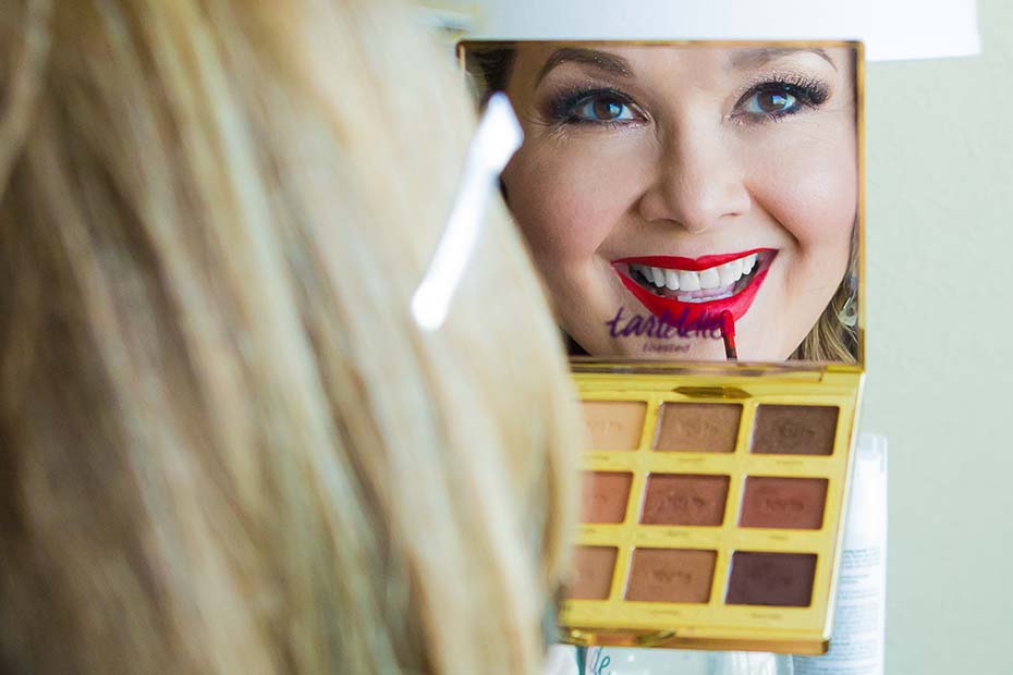 Professional headshot preparation in Raleigh NC – last-minute hair and makeup adjustments